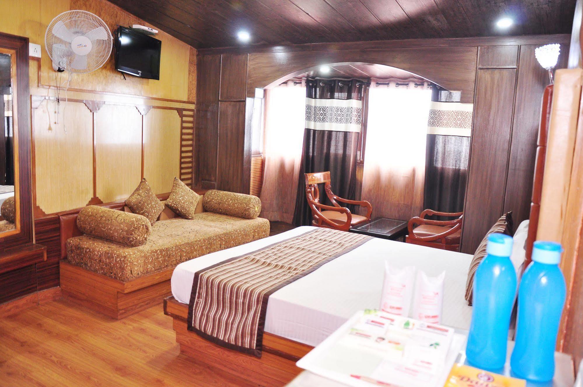 Hotel Sidharath Shimla Exterior photo