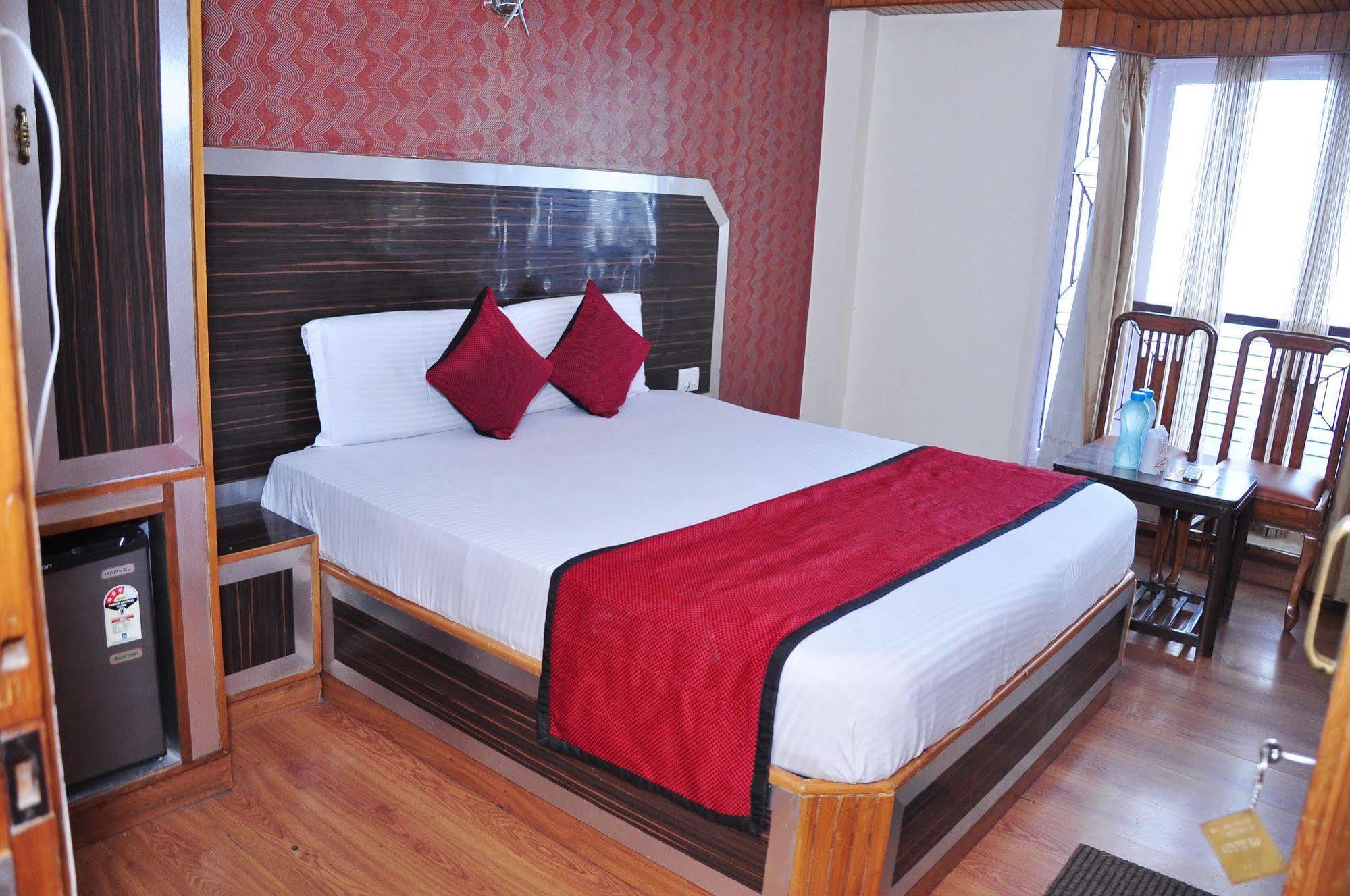 Hotel Sidharath Shimla Exterior photo